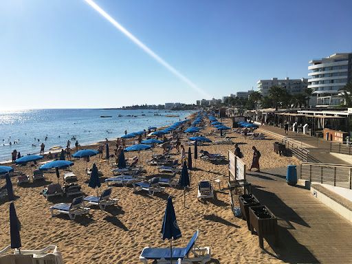 Vryssi Beach