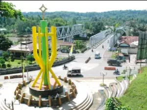 Taman Tugu Empat Lawang
