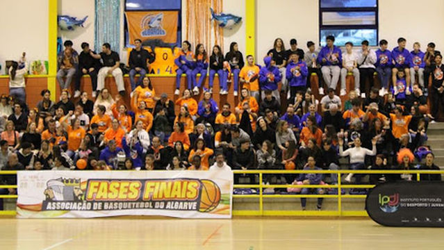 Pavilhão da Escola Secundária Drª Laura Ayres