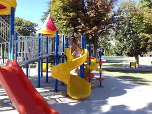 Gral San Martin Plaza