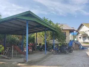 Gedung Bulutangkis Lamin Pulut