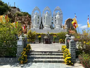 Thiền viện Trúc Lâm Viên Ngộ (Buddhist Temple)