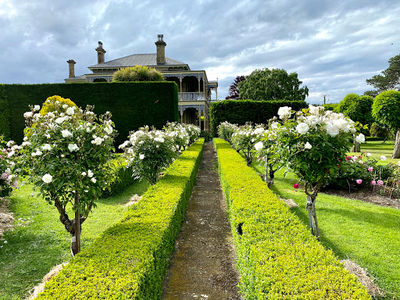 Lawrenny Estate Distilling - Tasmanian Distillery