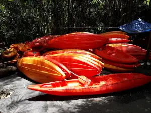 Nhanmoddang Bamboo Rafts