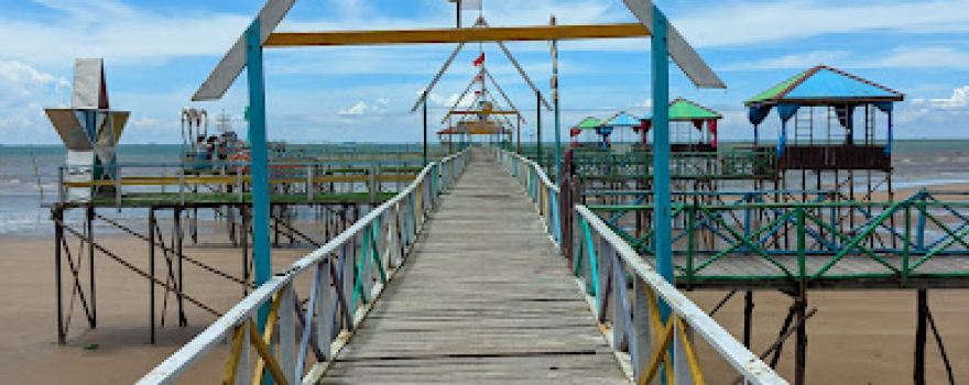 Pantai Pamedas