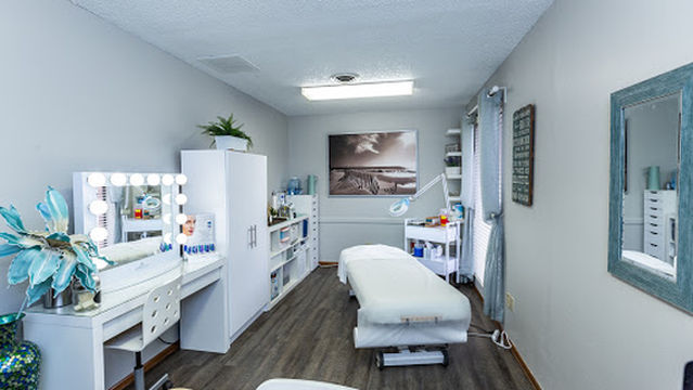 Face 5 Acne Solution Center