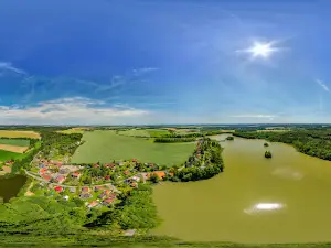 lake Katlov