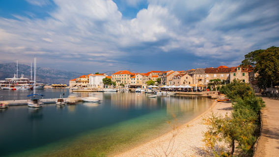 Brač - Postira, Lovrečina - Central Dalmatia Croatia- Theme Trails