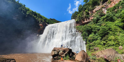 Chishui Danxia Tourist Area · Grand Waterfall - Waterfall Viewing Platform