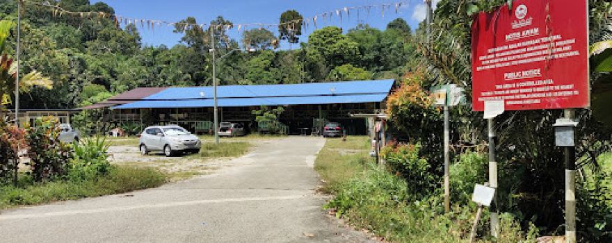 Teraja Longhouse