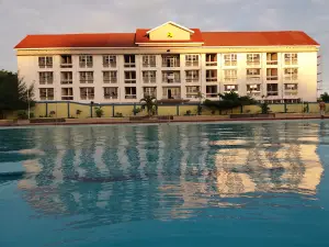 Kolam Renang Kr. Pawiloi Be'lang
