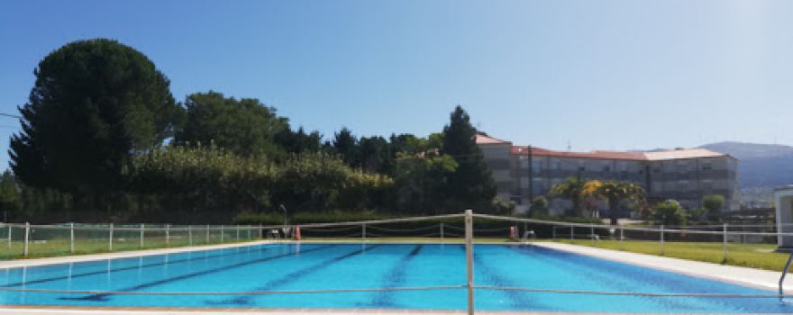 Piscina Municipal de Arbo