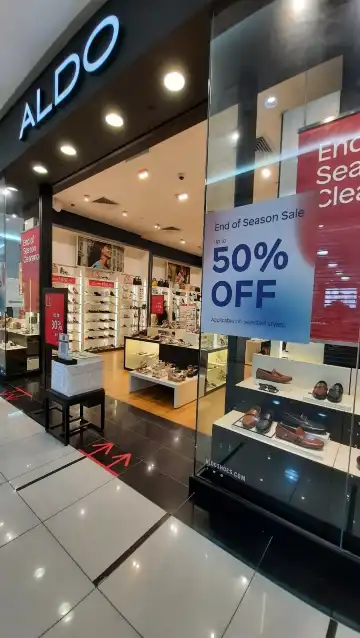 Hotel berhampiran Dataran Pahlawan Melaka Megamall