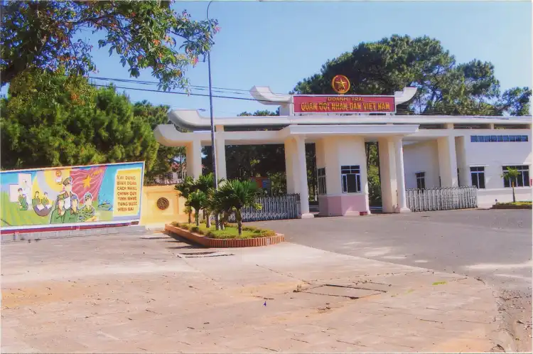 P. Diên Hồng