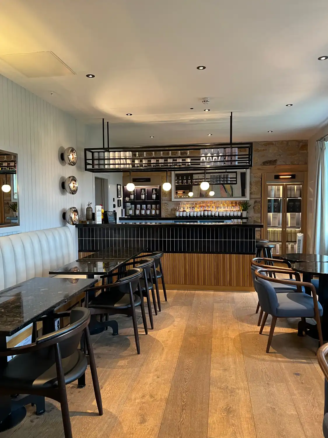 Hotels near Benriach Distillery