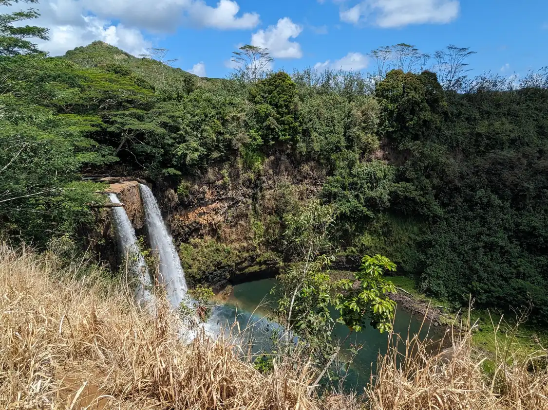 Hotels near Waipo’o Falls