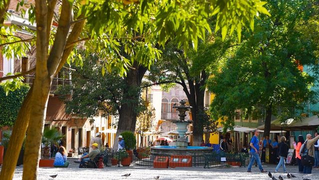 Plaza de San Fernando