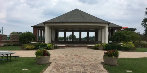 Riverside Park Paddleboats & Concessions