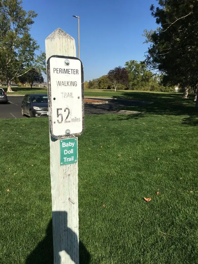 Hotels near Randall Park