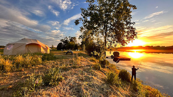 Ceriņi Glempings pie Daugavas