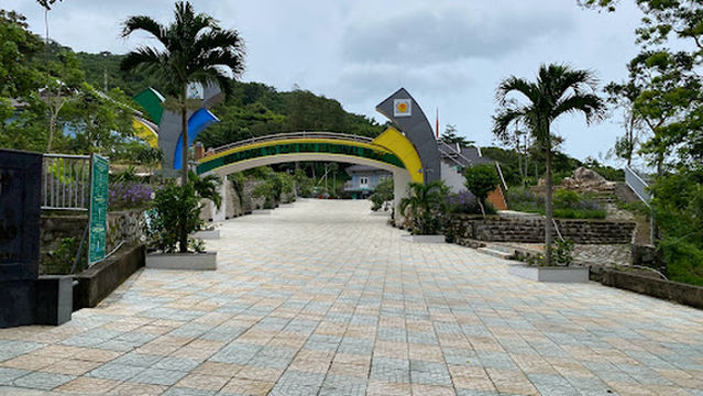 Vietnam Heritage Tree