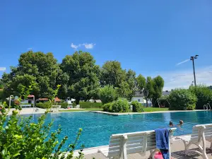 Freibad der Gemeinde St. Marienkirchen / Polsenz