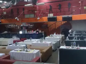 night club "Heat"