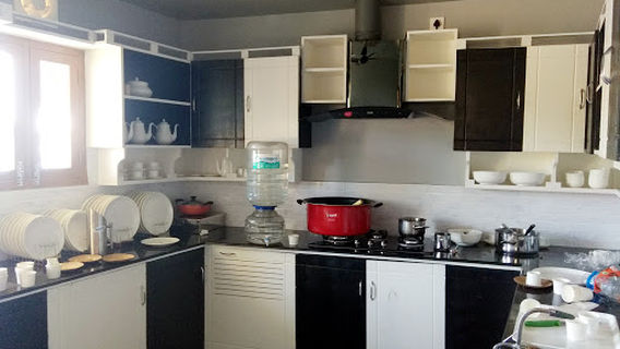 Rajahamsam Holidays House Boat