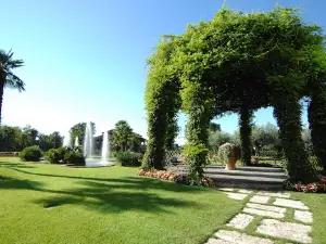 R D Garden