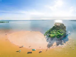 Isla Pombero Cerrito