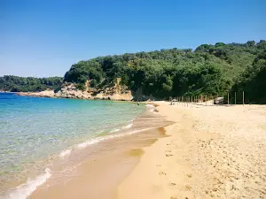 Paralia Mpanana