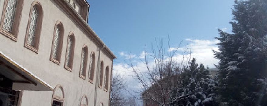 Yahya Kaptan Merkez Cami