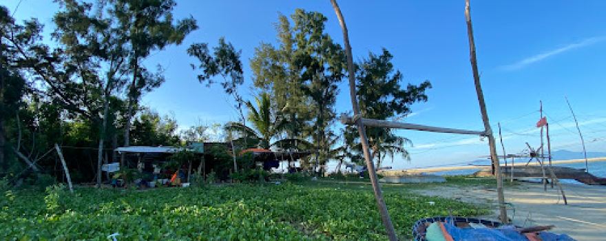 Trạm Hải Đăng Cửa Đại (Cua Dai Lighthouse)