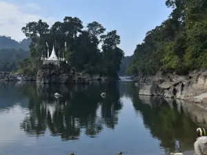 နတ်ကျွန်း ရေလည်ဘုရား မလိခမြစ် Natt Island
