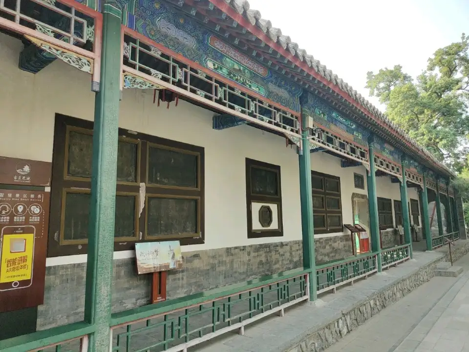 蓮池書院博物館（古蓮花池）-東碑廊
