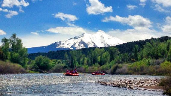Colorado Adventure Center - Whitewater Rafting