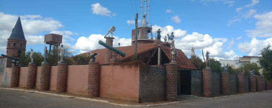 Castelo De Louro