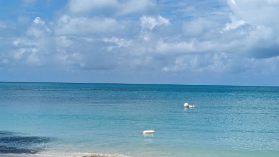 Buyé Beach