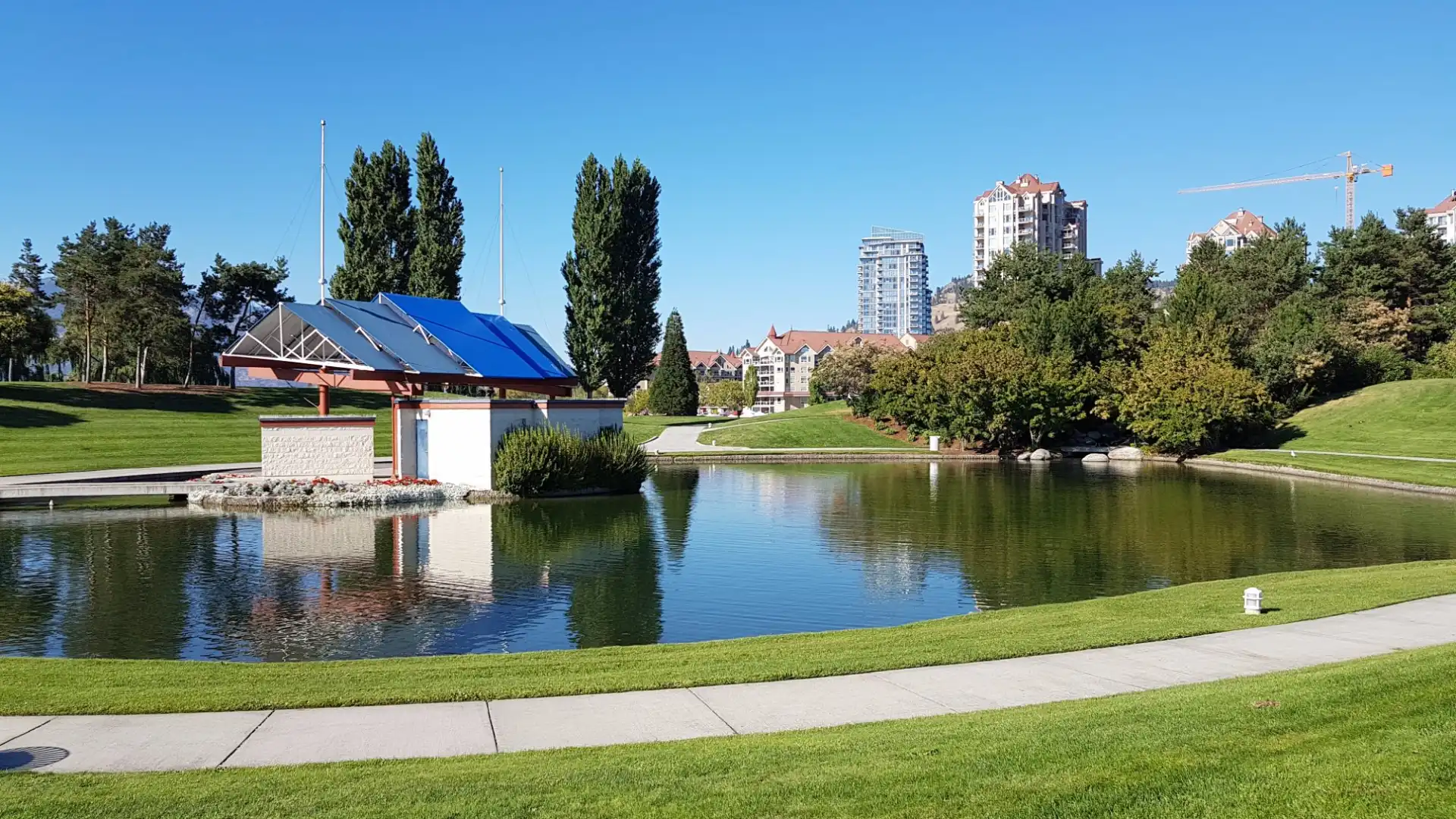 Hotels near Waterfront Park