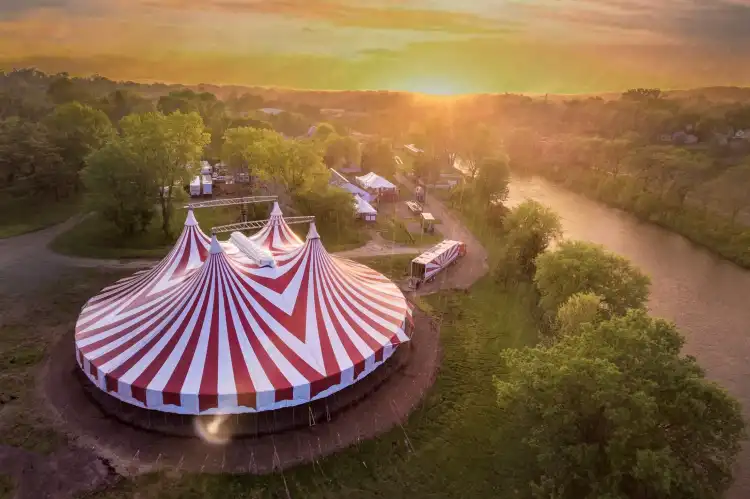 Hotels near Circus World | A Wisconsin Historic Site