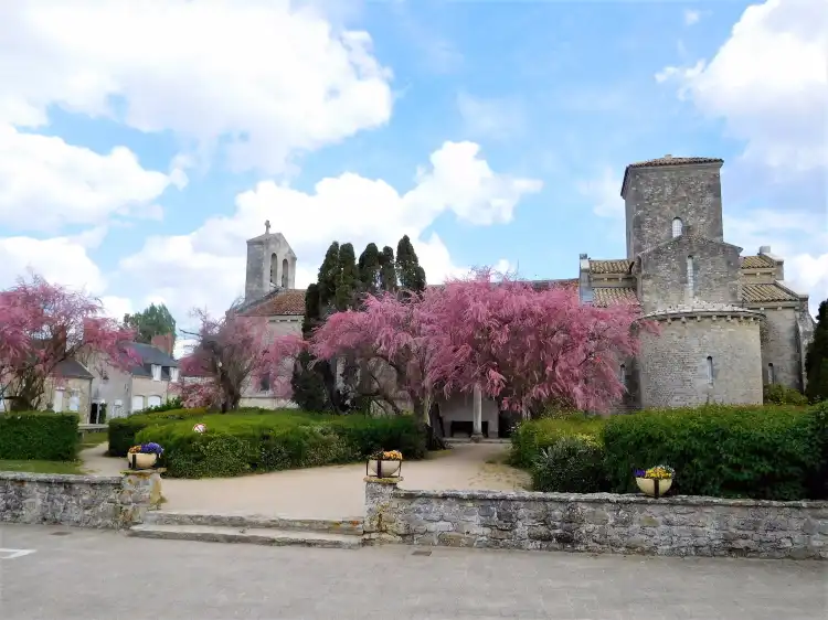 Hôtels à : Germigny-des-Prés
