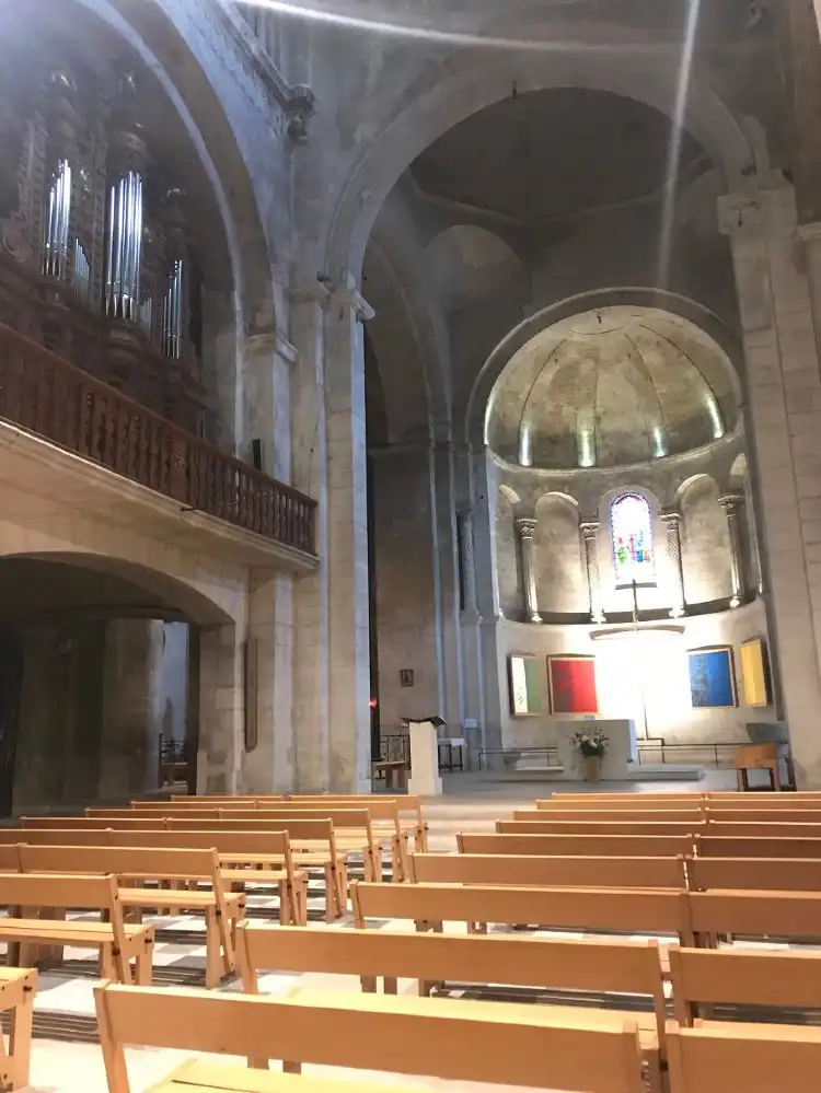 Hôtels à : Saint-Paul-Trois-Châteaux