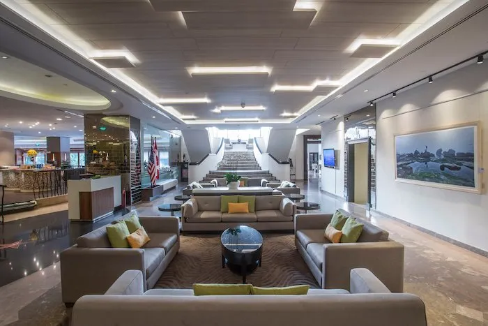 2_The American Club Singapore