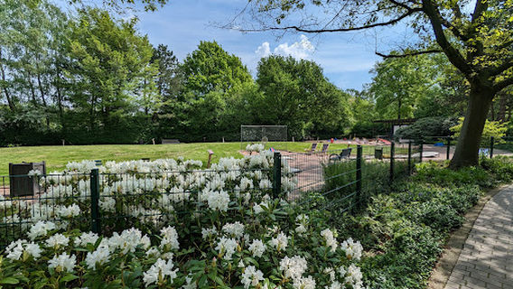 Minigolf und Café im Schlosspark Bad Bentheim