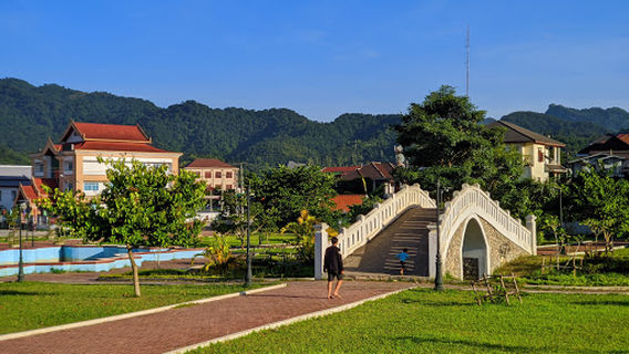 Xam Neua City Park