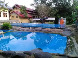 Kolam Renang Handil 9