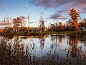 Twin Ponds Lodge