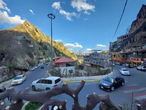 Sulaf Resort