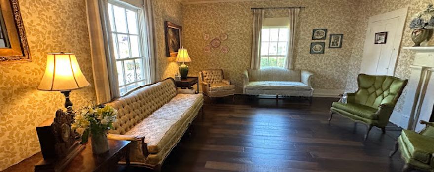 Miss Mary Bobo's Restaurant