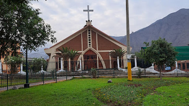 Plaza de Armas De Huaycán